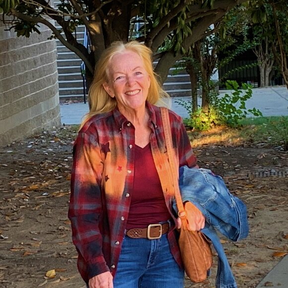 Patchwork, Bleaching, Painting, Stitching, Splicing = MY UPCYCLING LIFE! - Picture 10 of 16